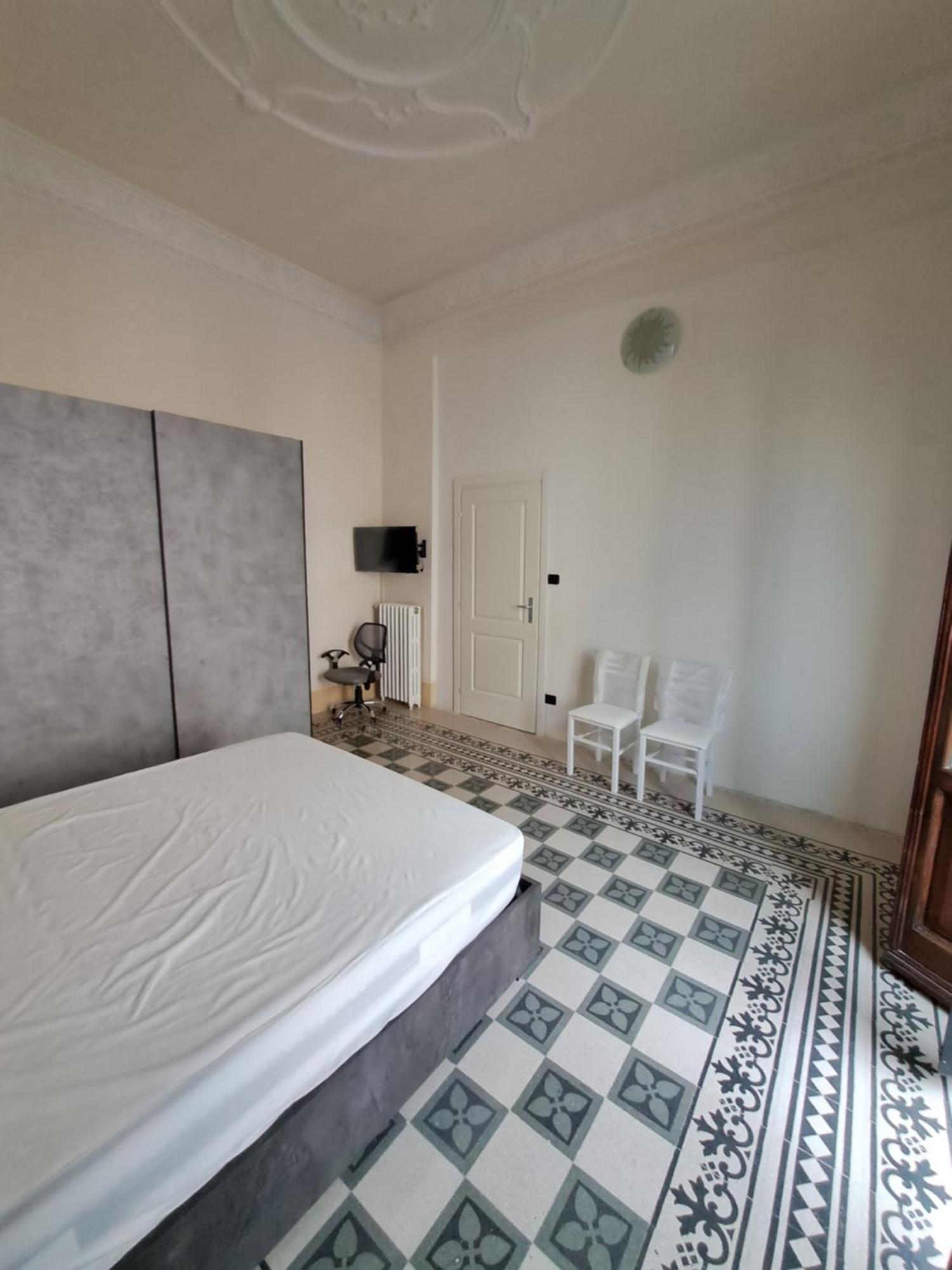 La Villa Dell'Orologio Santa Croce sullʼ Arno Quarto foto